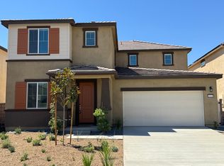 19505 Hanging Rock Rd, Lake Elsinore, CA 92532