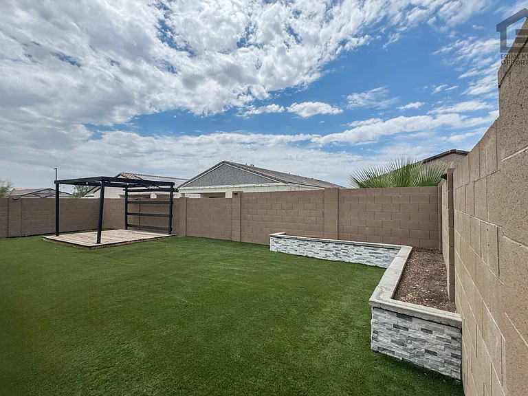 12731 W Myrtle Ave — Photo 31