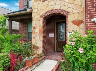 4811 Sheila Dr, Baytown, TX 77521