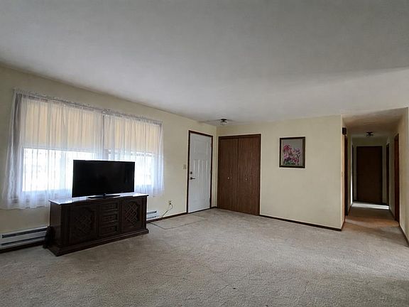 5th image of 519 Schofield Street