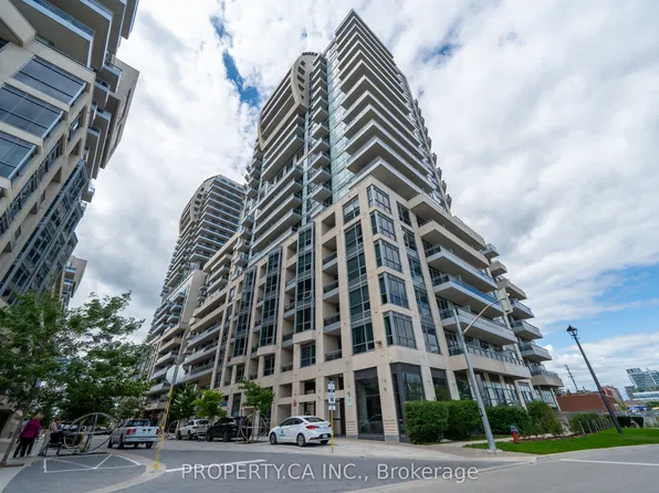 9205 Yonge St S #1210, Richmond Hill, ON L4C 1V5