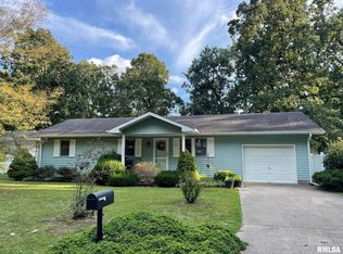 212 E 19th St, Metropolis, IL 62960