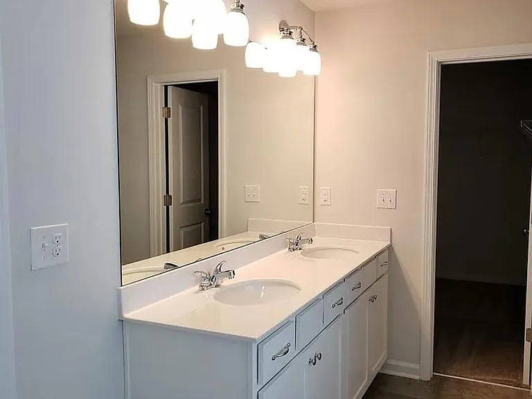 57 Lucas James Cir — Photo 8