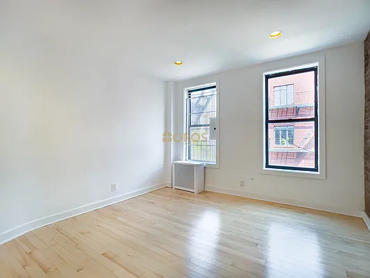 Rented by City Connections Realty | media 12