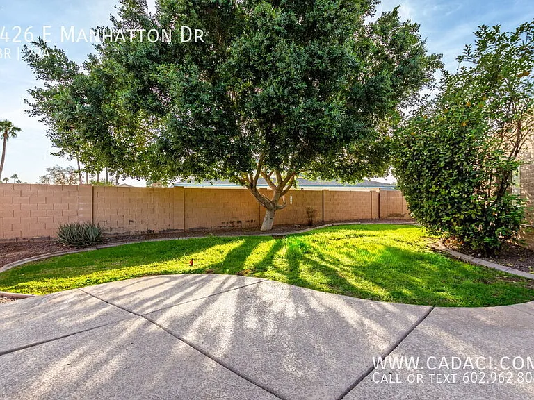 1426 E Manhatton Dr — Photo 16