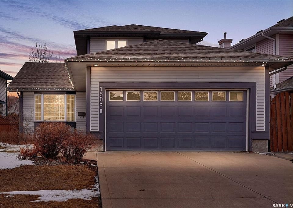 1st image of 1505 Rousseau CRESCENT N