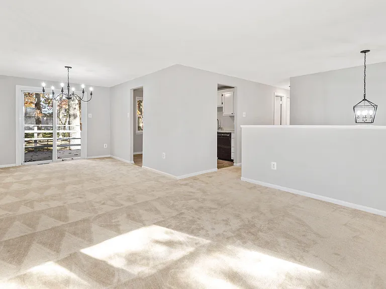 12712 Longleaf Ln — Photo 7