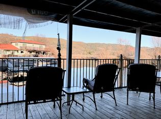 695 Kecht Ct, Clearlake Oaks, CA 95423