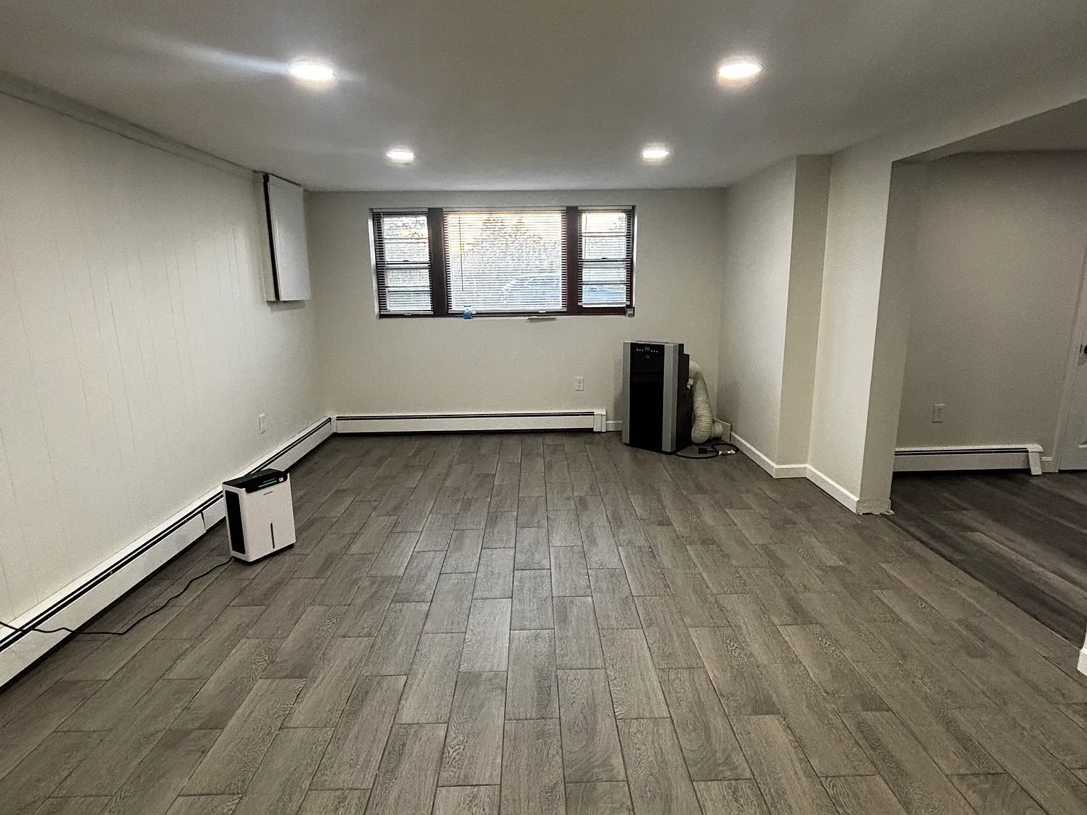 2 bed, 1022 sqft, $2,900 — Photo 2