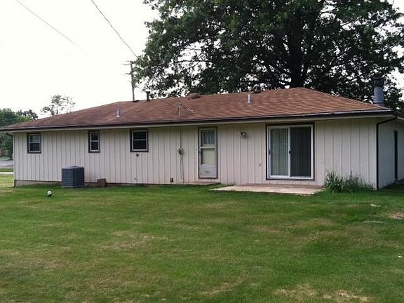 2nd image of 5898 Darlene Dr