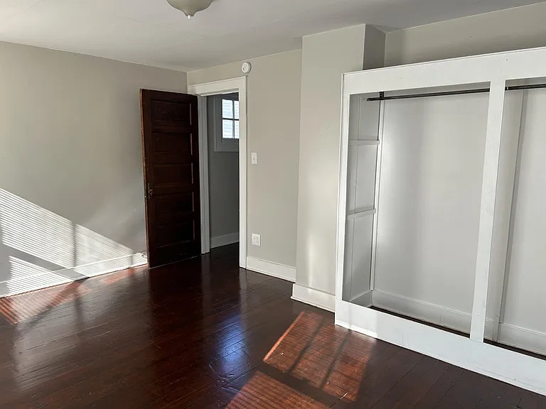 712 S Cameron St — Photo 16