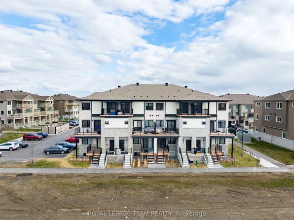 966 Chapman Mills Dr, Ottawa, ON K2J 0M7