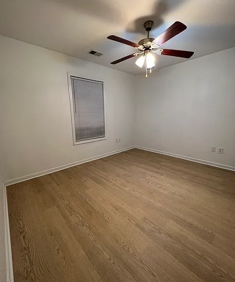135 Harvest Ct — Photo 16