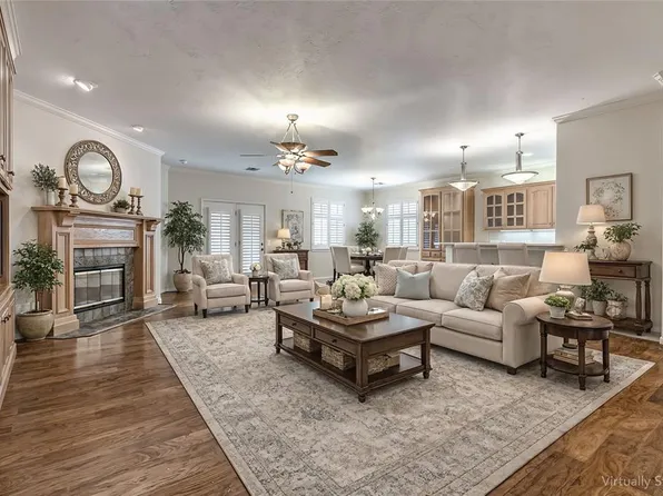 12216 Greenlea Chase E, Oklahoma City, OK 73170