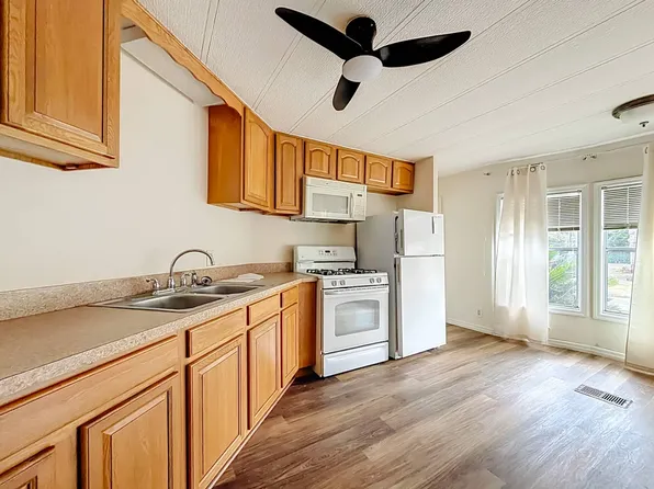 4401 N Suncoast Blvd #54, Crystal River, FL 34428