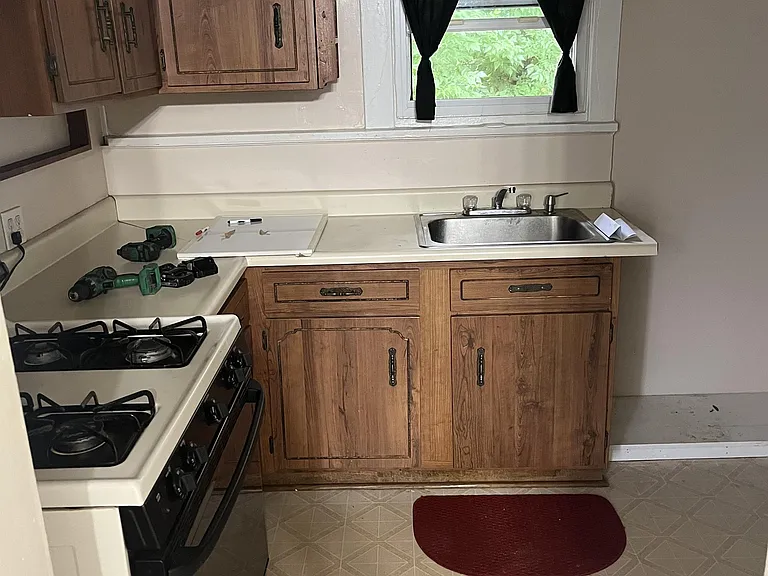 407 Harrison Ave #2 — Photo 4