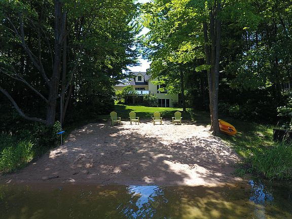 4th image of 1791 Chandler Woods Ct NE