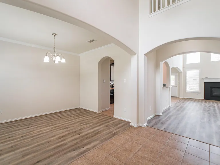 25618 Crisp Spring Ln — Photo 6