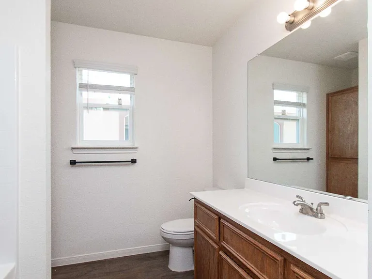 6705 University Village Way #B — Photo 10