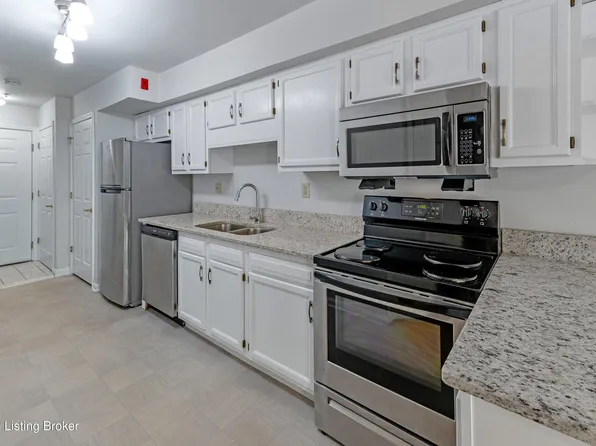 2730 Brownsboro Rd APT 144, Louisville, KY 40206