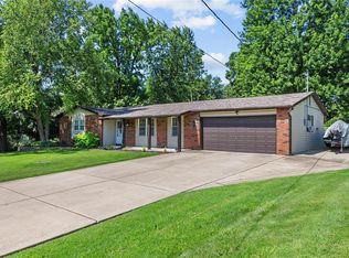 34 Old Knaust Rd, Saint Peters, MO 63376