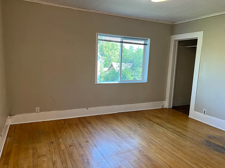 743 Eddy St #1/2 — Photo 17