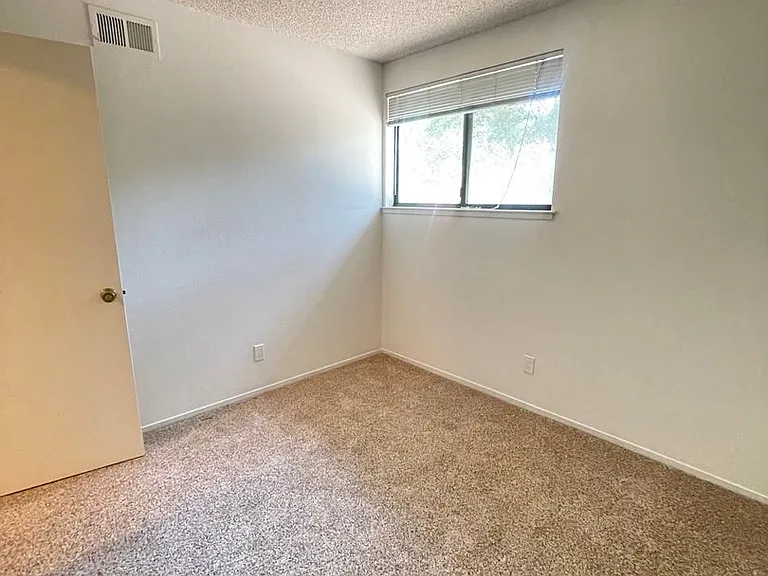 1144 Callas Ln #2 — Photo 16