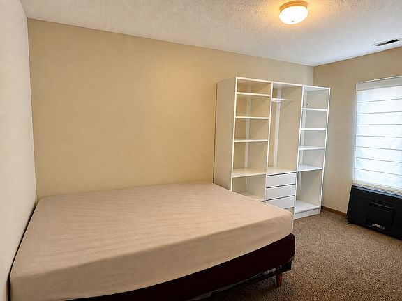 5th image of 4022 Homerton St