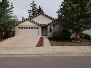 561 S 48th Pl, Springfield, OR 97478