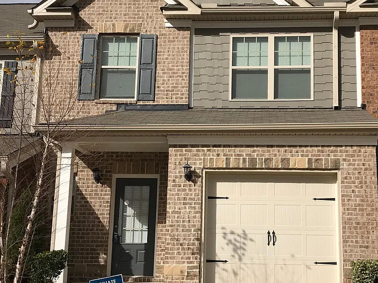 3285 Garden Glade Ln — Photo 1