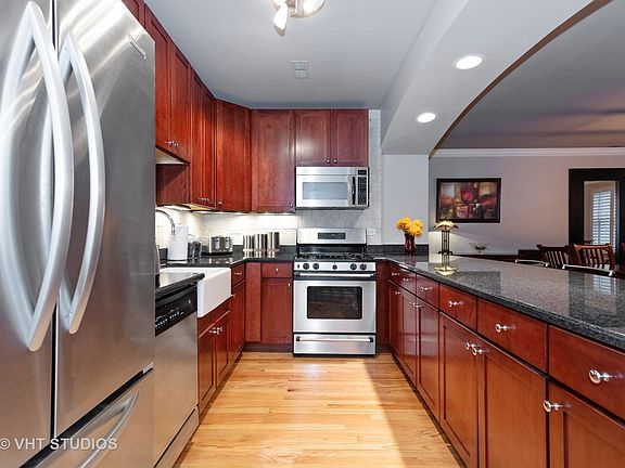 4th image of 1426 N Orleans St APT 203
