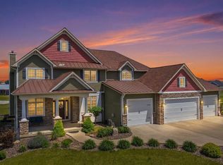 N6350 Tradewinds Circle, Beaver Dam, WI 53916