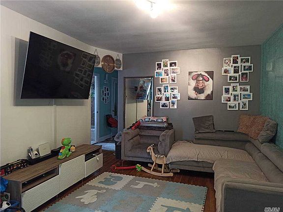 3rd image of 3211 72nd St