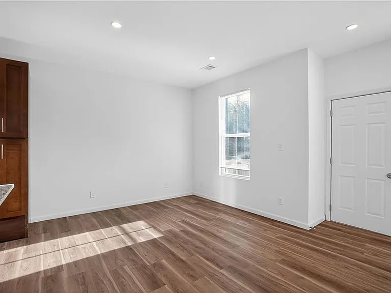 4011 Redan Rd #5 — Photo 7