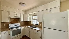 1516 Alabama Ave — Photo 10