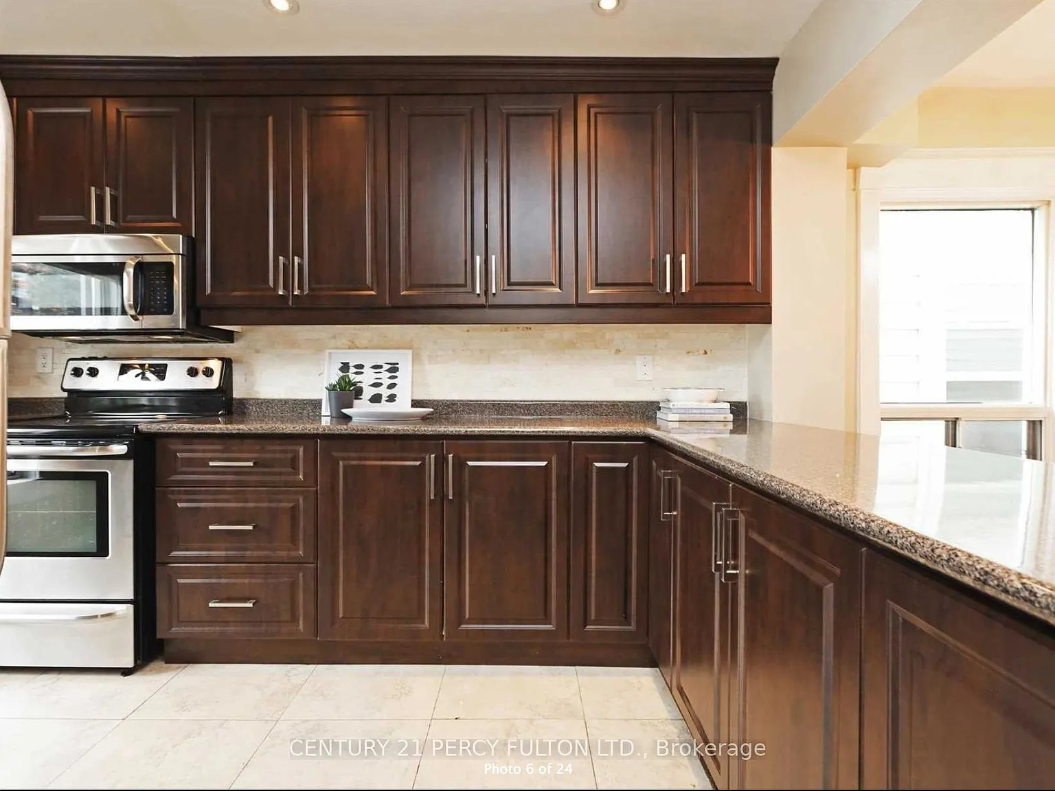 2 bed, $2,900 — Photo 3