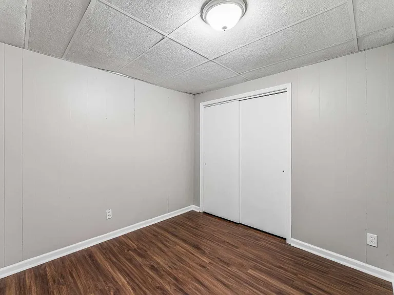 804 Pine St — Photo 31