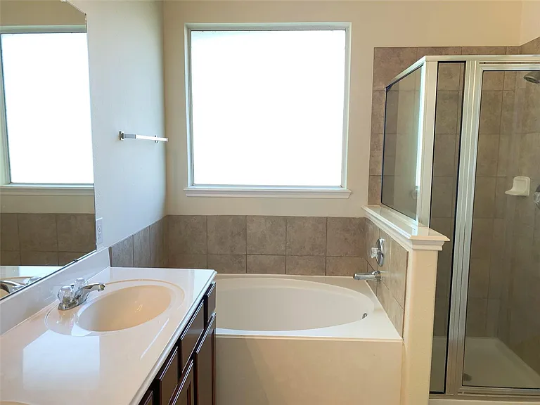 15522 Mossy Park — Photo 11