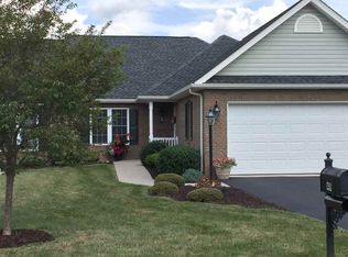49 Roxbury Dr, Fishersville, VA 22939