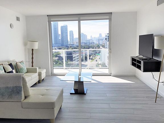 3rd image of 1217-4250 Biscayne Boulevard Way #1217