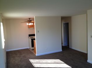 760 Court Of Birch APT 5, Vernon Hills, IL 60061