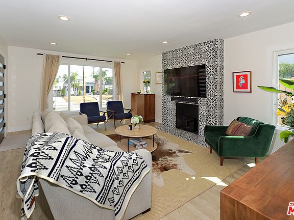 5th image of 4711 S Victoria Ave