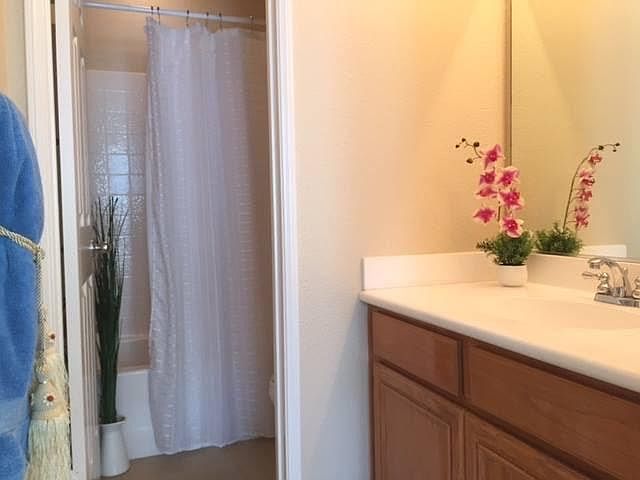 1st image of 2899 Escala Cir