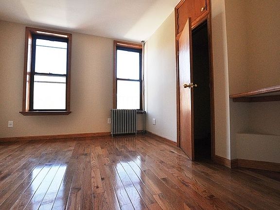 3rd image of 188 1st Ave APT 5