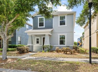 9207 English Oaks Ln, Riverview, FL 33578