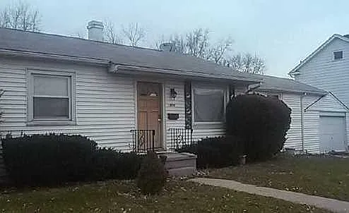 1836 Spring St photo 1