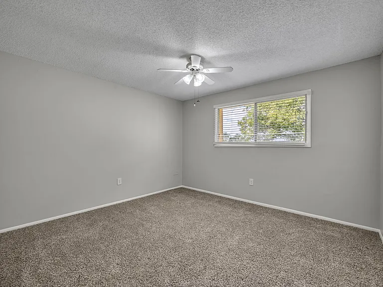 962 Lake Destiny Rd — Photo 12