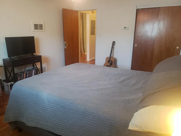 1025 Greenwood Ave NE — Photo 13