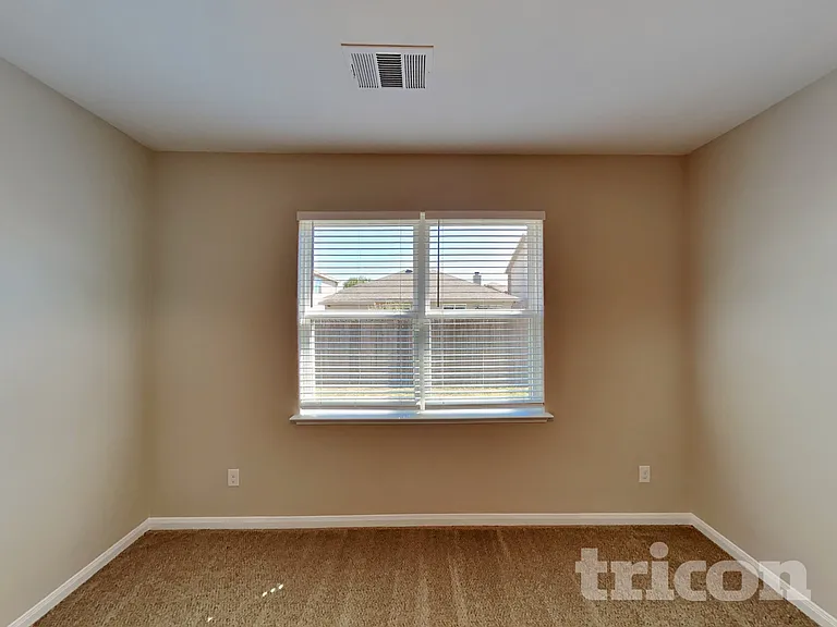 131 Mount Vernon Ln — Photo 9