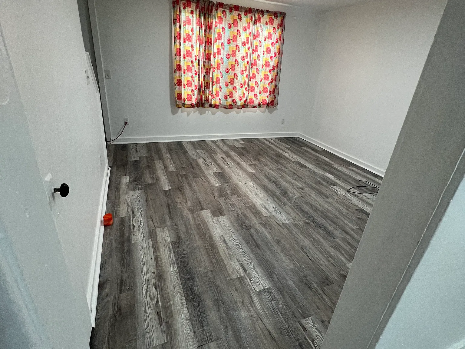 2 bed, 1000 sqft, $1,200 — Photo 2